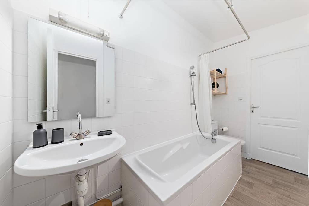 Amboise//Cosy-Centreville Rouen//Netfilx-Wifi//6Pers Εξωτερικό φωτογραφία